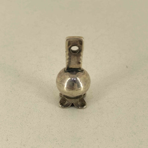 LARRY SMITH SQUASH BLOSSOM PENDANT メンズ