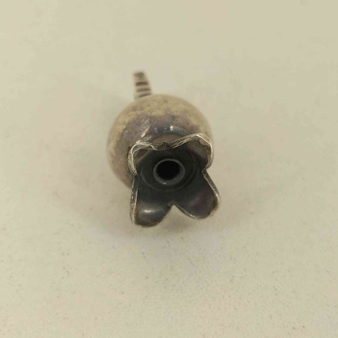 LARRY SMITH SQUASH BLOSSOM PENDANT メンズ
