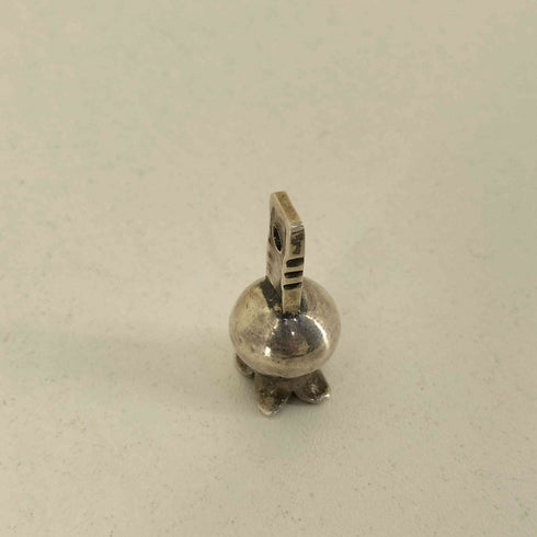 LARRY SMITH SQUASH BLOSSOM PENDANT メンズ