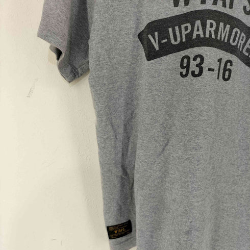 ダブルタップス WTAPS DESIGN SS03 ロゴプリントTEE メンズ JPN:M