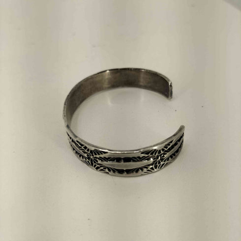 ナバホ NAVAJO STERLING HRM ヘンリマリアーノ シルバーバングル メンズ