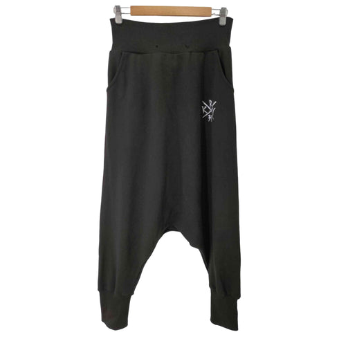 ケリークロージング KRY CLOTHING フロントロゴプリント サルエルパンツ メンズ