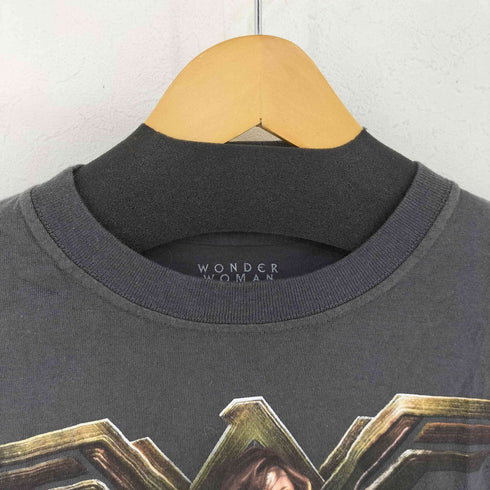 WONDER WOMAN クルーネックTシャツ メンズ import:M