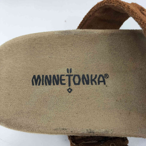 ミネトンカ Minnetonka DAISY スエードサンダル レディース 6