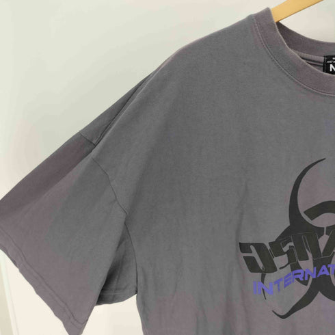 NOIZY INTERATIONAL プリント バックフック S/S クルーネック Tシャツ メンズ M