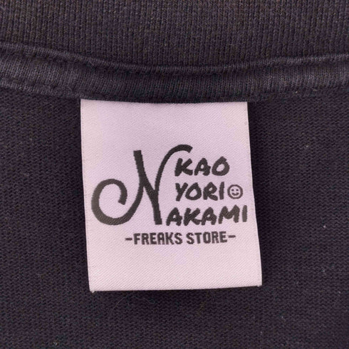 フリークスストア FREAKS STORE KAOYORINAKAMI パンチボーイ 両面刺繍 S/S TEE メンズ JPN:XL