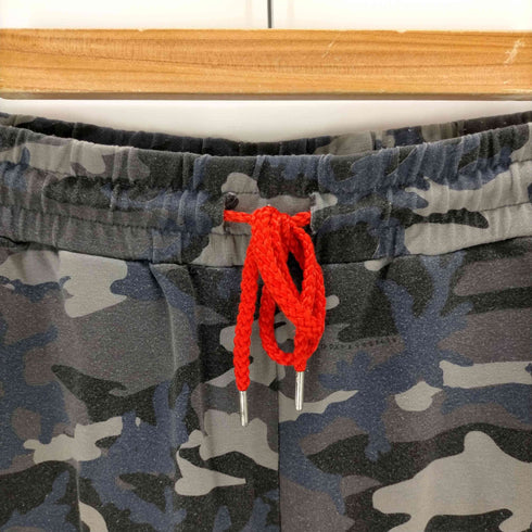 クルックスアンドキャッスルズ CROOKS&Castles カモフラショートパンツ メンズ L