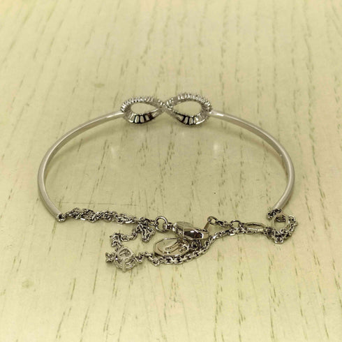 スワロフスキー SWAROVSKI M1D ロゴ刻印 Hyperbola Bangle ハイパーボラ バングル インフィニティ レディース