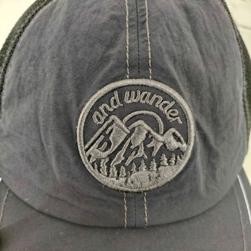 アンドワンダー and wander back mesh cap メンズ