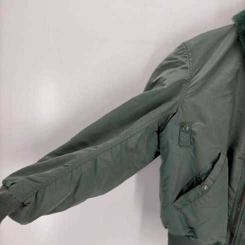 アルファインダストリーズ ALPHA INDUSTRIES B-15D フライトジャケット メンズ JPN:L