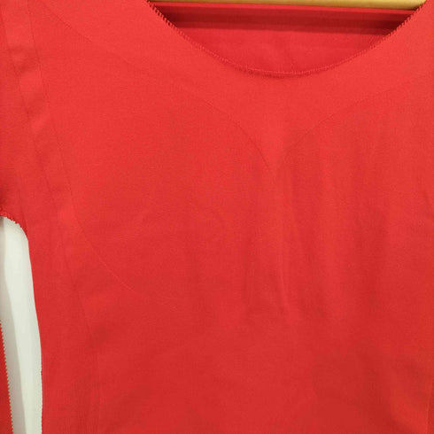 ミー イッセイミヤケ me ISSEY MIYAKE 背面ロゴ Uネックカットソー レディース