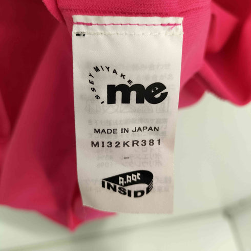 ミー イッセイミヤケ me ISSEY MIYAKE 背面ロゴ ノースリーブ タンクトップ レディース