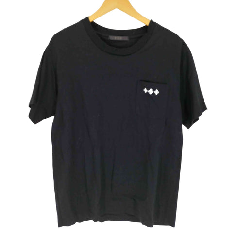 タトラス TATRAS 24SS チェスト ポケット ロゴ チャーム Tシャツ メンズ 01
