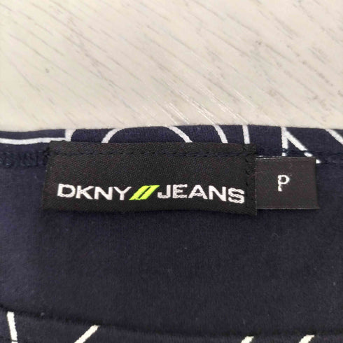 ダナキャランニューヨークジーンズ DKNY JEANS ロゴ 総柄 コットン ポリ ストレッチ Tシャツ レディース