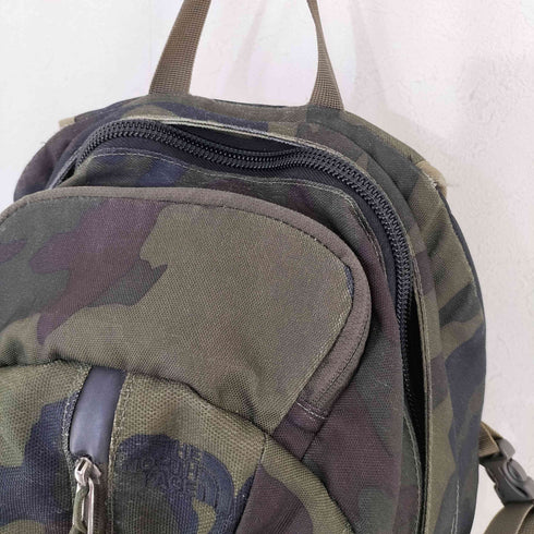 ザノースフェイス THE NORTH FACE 迷彩柄バックパック メンズ