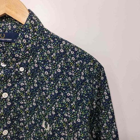 フレッドペリー FRED PERRY 花柄 ロゴ刺繍 ロングスリーブボタンダウンシャツ メンズ JPN:M