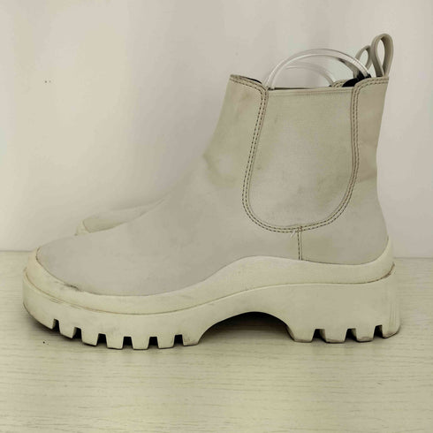 チャールズアンドキース CHARLES&KEITH チャンキープラットフォーム チェルシーブーツ サイドゴアブーツ レディース JPN:39