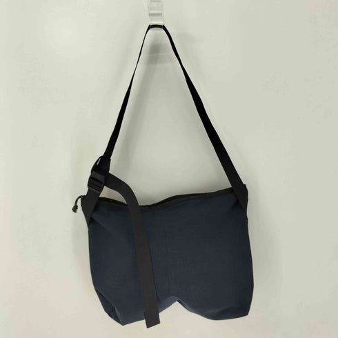 ブルーラグ BLUE LUG リフレクター付きサコッシュ メンズ