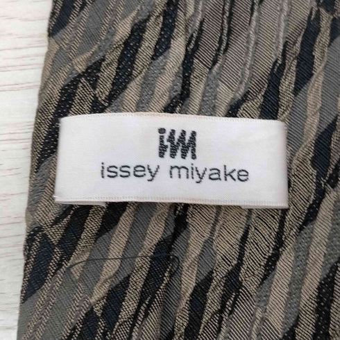 アイムイッセイミヤケ im ISSEY MIYAKE しわ加工 シルクネクタイ メンズ
