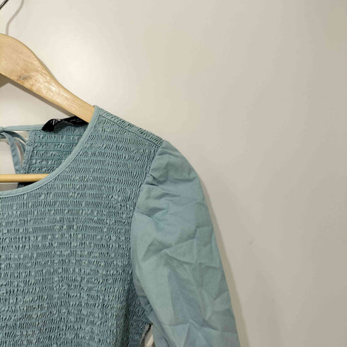 ザラ ZARA パフスリーブシャーリングワンピース レディース import:M