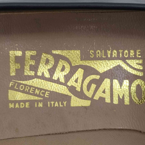 サルヴァトーレフェラガモ Salvatore Ferragamo ビット付きローファー レディース