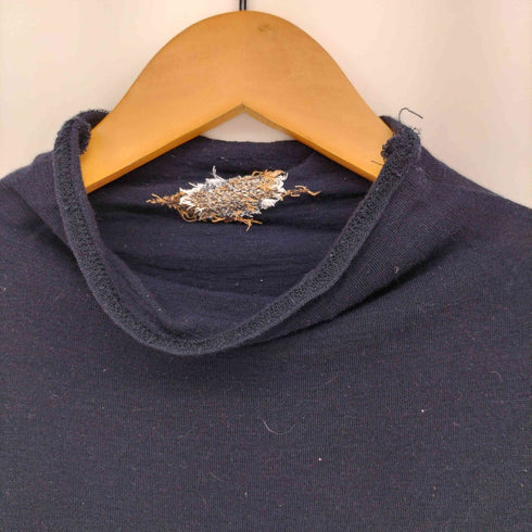 イッセイミヤケ ISSEY MIYAKE Haat モックネック 刺繍 ノースリーブトップス レディース JPN:2