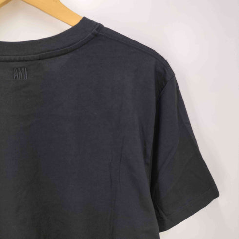 アミアレクサンドルマテュッシ AMI ALEXANDRE MATTIUSSI ICON LOGO S/S TEE ワンポイント ロゴ 刺繍 クルーネック Tシャツ メンズ import:L