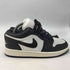 ジョーダンブランド JORDAN BRAND WMNS AIR JORDAN 1 LOW SE SAIL BLACK-SAIL エア ジョーダン 1 LOW SE スニーカー パンダ レディース JPN:23