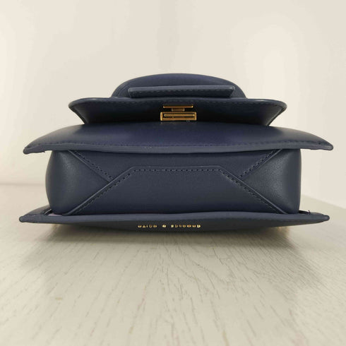 チャールズアンドキース CHARLES&KEITH チェーン ストラップ ミニ バッグ レディース