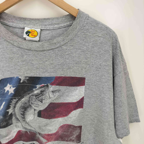 バスプロショップス BASS PRO SHOPS 星条旗 フラッグ フィッシュ プリント S/S Tシャツ メンズ