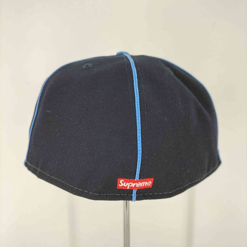 シュプリーム Supreme 25SS Piping Script Logo New Era メンズ 7 4/3
