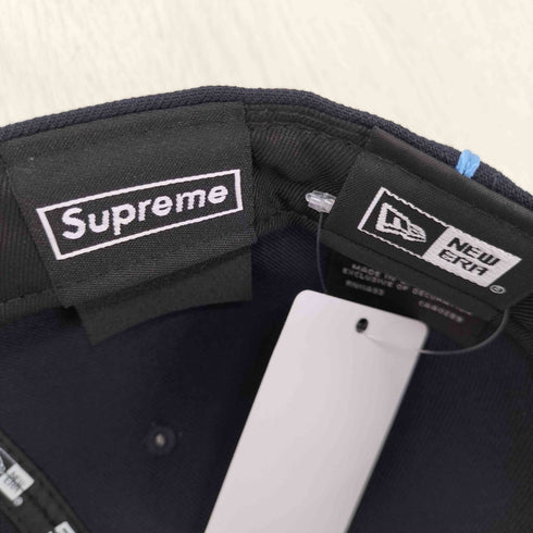 シュプリーム Supreme 25SS Piping Script Logo New Era メンズ 7 4/3