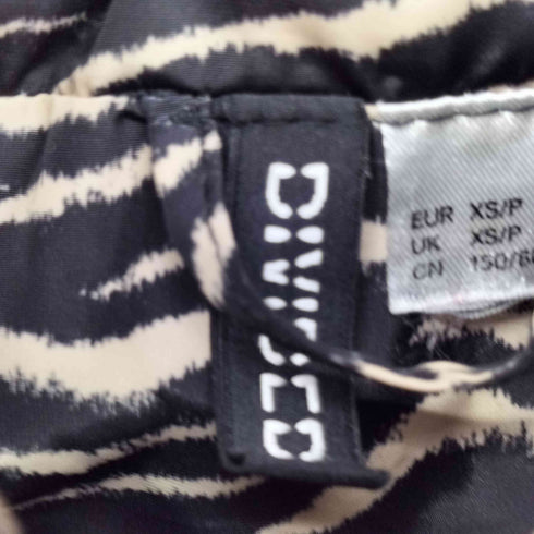 エイチアンドエム H&M ゼブラ柄 クロップド中綿ジャケット レディース JPN:XS