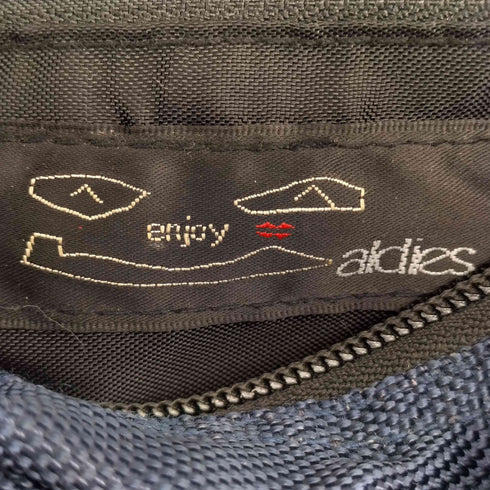 アールディーズ ALDIES 蛇刺繍 ボディバッグ メンズ