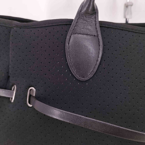 q bag paris ネオプレーン レディース