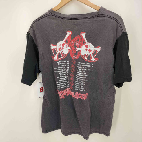 アーム ドッキング メタル バンド プリント S/S クルーネック Tシャツ メンズ
