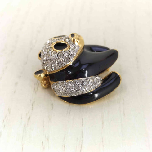 A&S The Attwood Collection パンダ ブローチ レディース