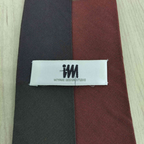 アイムプロダクトイッセイミヤケ im product ISSEY MIYAKE 80S 幾何学模様ネクタイ メンズ
