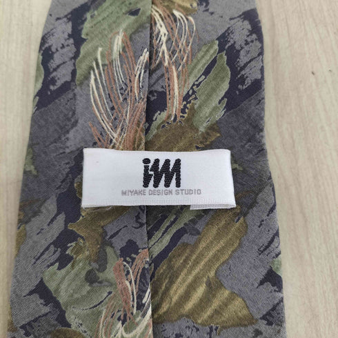 アイムプロダクトイッセイミヤケ im product ISSEY MIYAKE 80S 総柄ネクタイ メンズ