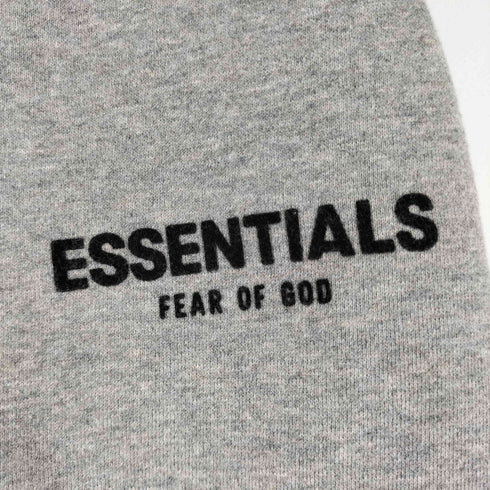 フェイアーオブゴッド エッセンシャルズ FEAR OF GOD ESSENTIALS Sweat Shorts メンズ JPN:XS