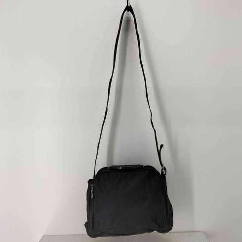マンダリナダック MANDARINA DUCK フロントロゴショルダーバッグ レディース