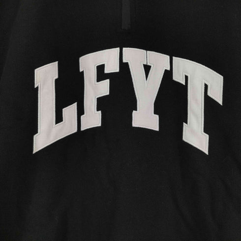 エルエフワイティー LFYT LFYT ARCH LOGO HALF ZIP SWEAT メンズ JPN:M