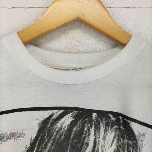 THE END OF MUSIC 袖裾シングル 両面プリントクルーネックアーティストTシャツ メンズ