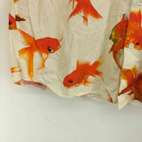 アーバン レヴィヴォ URBAN REVIVO 金魚総柄 L/S シャツ メンズ JPN:L