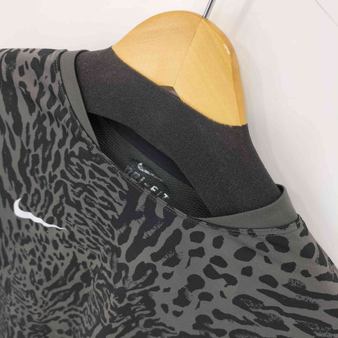 ナイキ NIKE DRI-FIT アニマル クルーネックTシャツ メンズ import:L