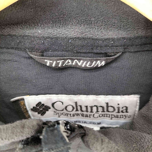 コロンビアスポーツウェア Columbia Sportswear TITANIUM ソフトシェル ジップアップジャケット 裏地フリース メンズ import:L