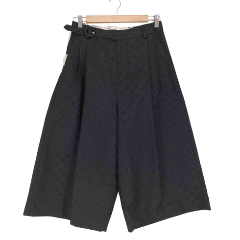 チャールズジェフリーラバーボーイ CHARLES JEFFREY LOVERBOY バックロゴ 総柄ワイドクロップドスラックス 袴パンツ メンズ 30
