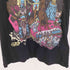 フィフティーファイブディーエスエル 55DSL WHAAAT キャラクター プリント S/S Tシャツ メンズ import:S