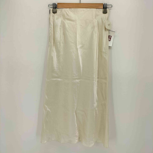 スピックアンドスパン Spick and Span 22AW アセテートサテンIラインスカート レディース 36