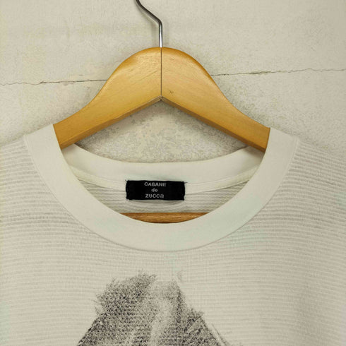 カバンドズッカ CABANE de ZUCCa フェザープリントクルーネックTシャツ メンズ JPN:M